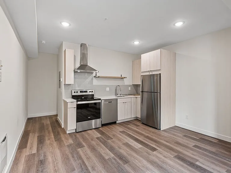 Olive Apartments — Photo 54