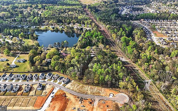 4th image of 2833 Abbott Lake Rd SW