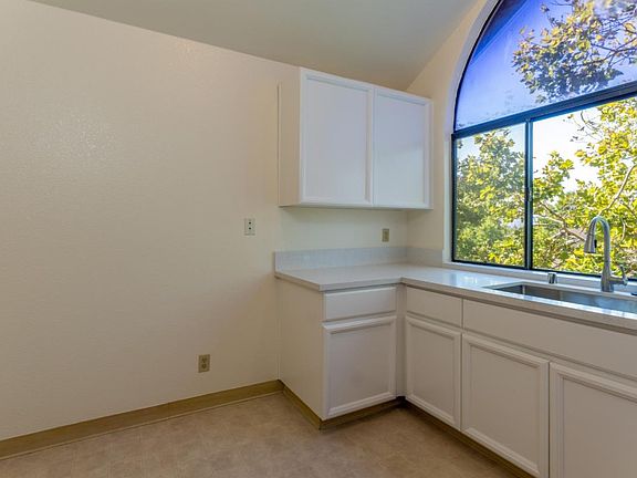 3rd image of 16816 Sorrel Way