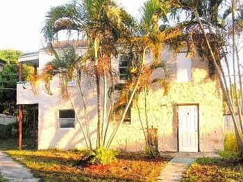 1st image of 2419 Westgate Ave