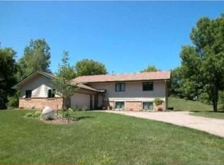 6332 Chatham Way, Eden Prairie, MN 55346