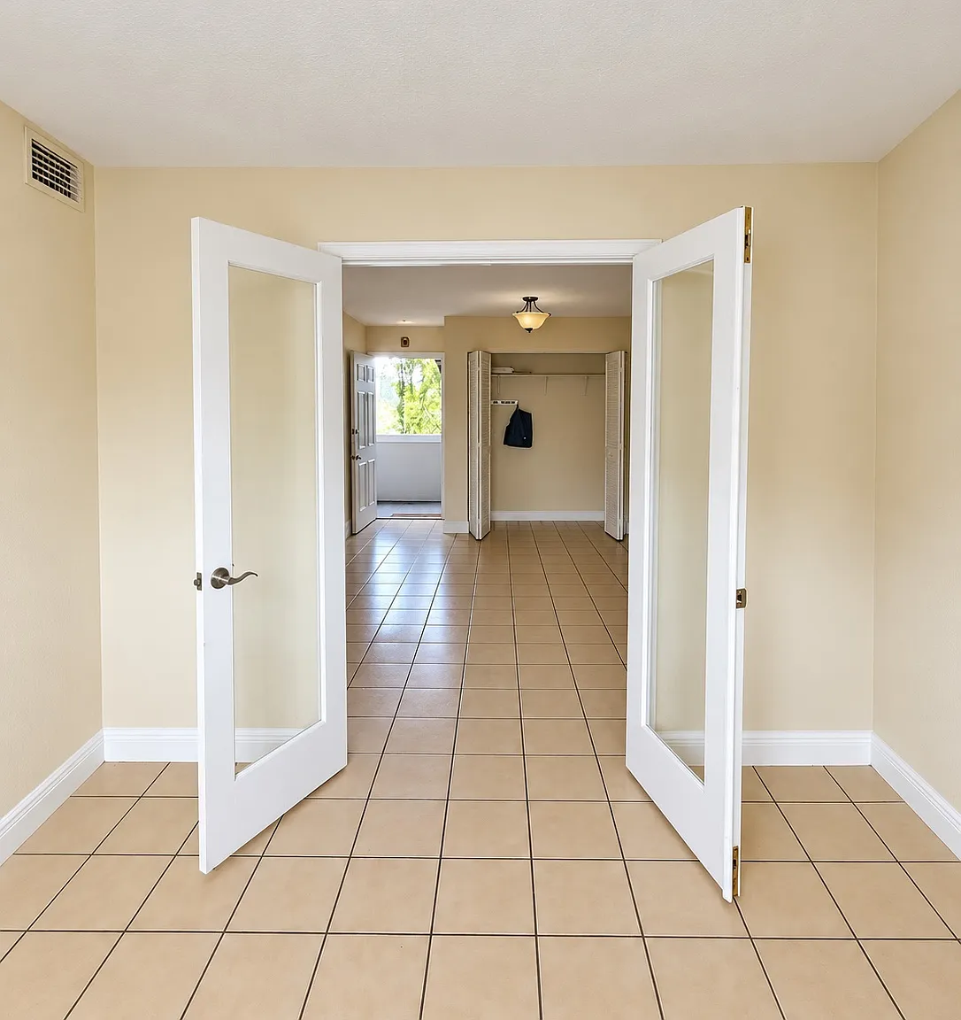 2 bed, 664 sqft, $1,650 — Photo 4
