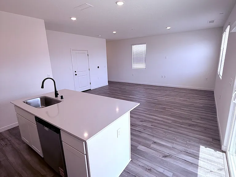 6461 W Austin Way — Photo 6