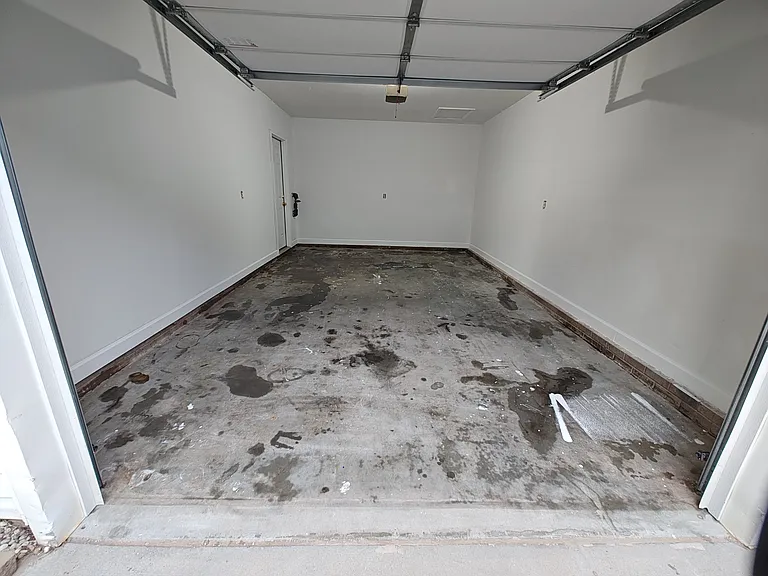 2408 Gelsinger Ave — Photo 10