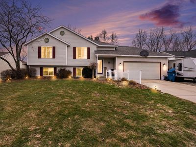 11325 Barkton Dr, Holland, MI, 49424
