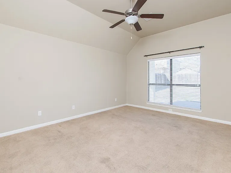 3505 Castleton Dr — Photo 27