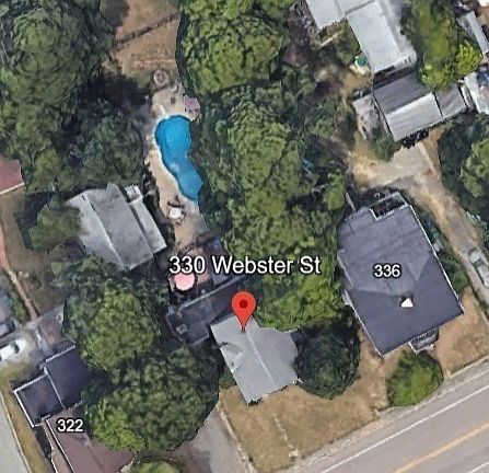4th image of 330 Webster St
