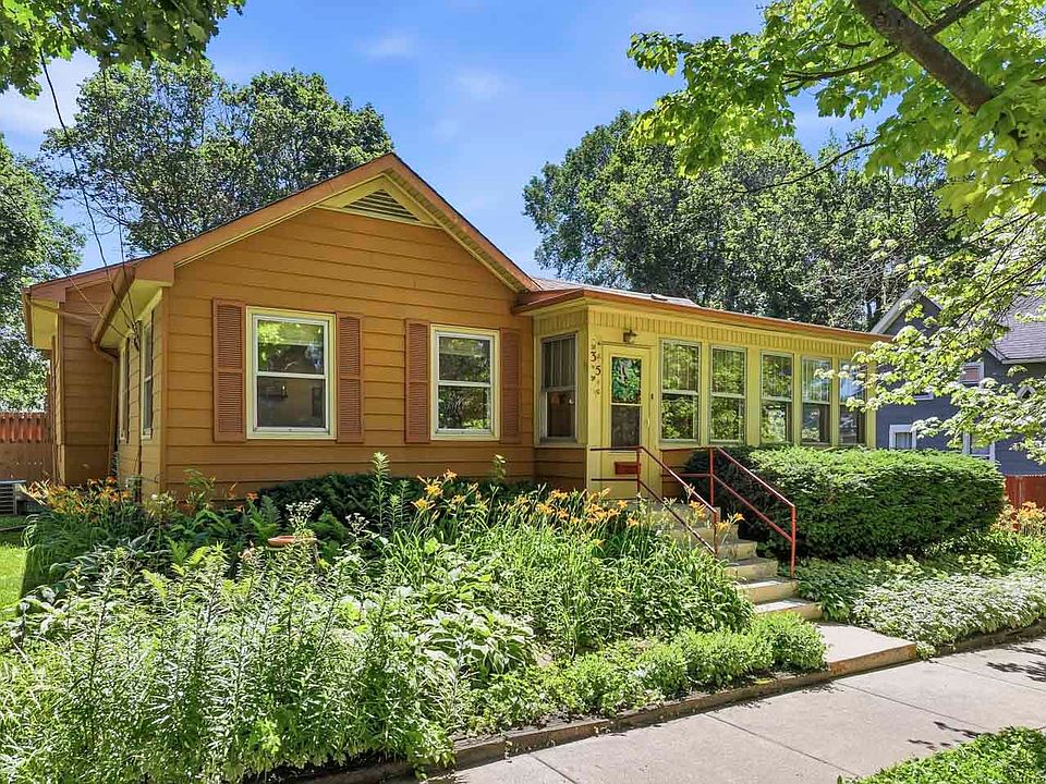 1st image of 35 Woodland Ave