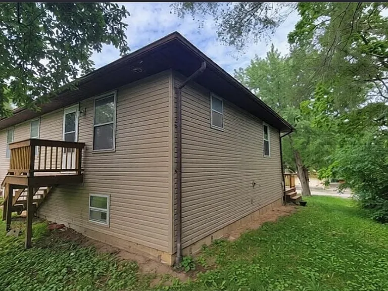 807 N Clark Ave — Photo 28