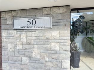 50 Gulliver Rd #610, Toronto, ON M6M2N2