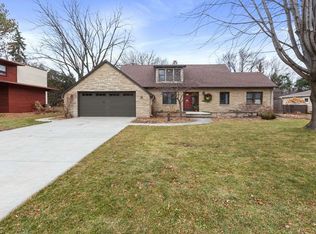 730 Congress Pl, Neenah, WI 54956