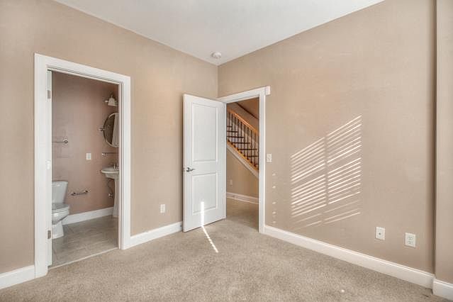 2nd image of 734 Wedgewood Park