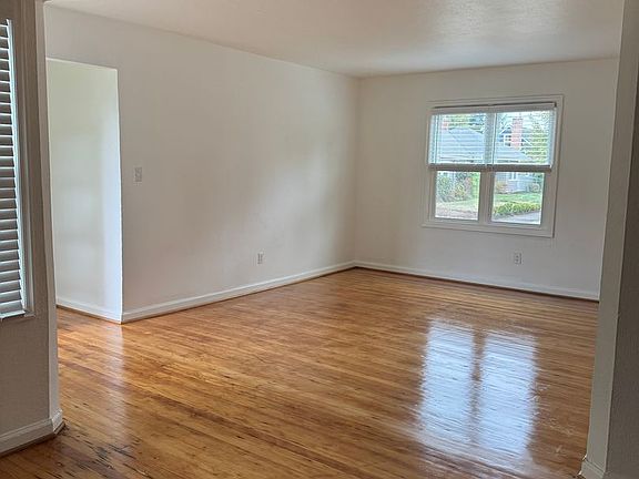 2nd image of 2400 N Killingsworth St APT 5