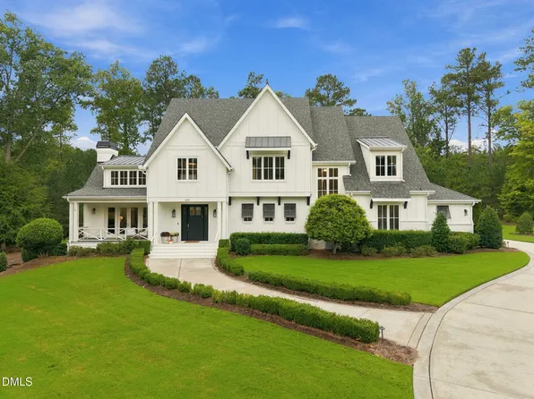 621 Carolina Crossings Dr, Apex, NC 27523