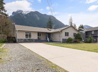 574 Park St, Hope, BC V0X 1L4