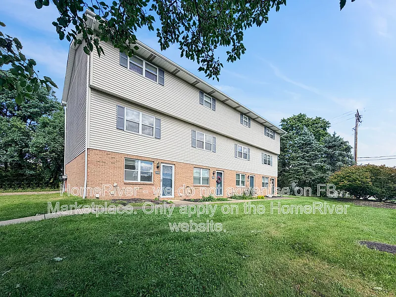 2 bed, 1.0 bath, 960 sqft, $1,550 — Photo 2
