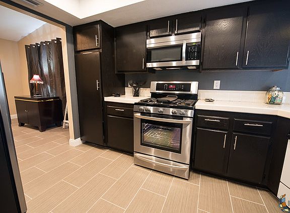 5th image of 2291 Wensley Ave