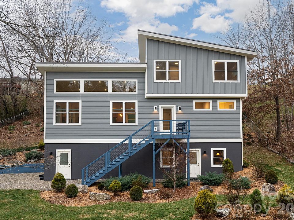 1st image of 122 Terrace Dr