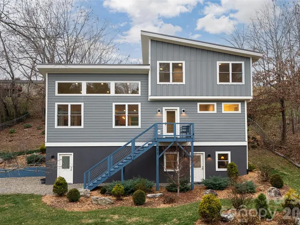 122 Terrace Dr, Weaverville, NC 28787