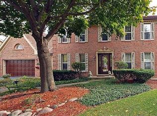 3015 35th St, Oak Brook, IL 60523