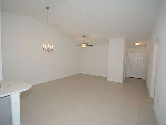 3rd image of 6 Union Run Ct Unit B