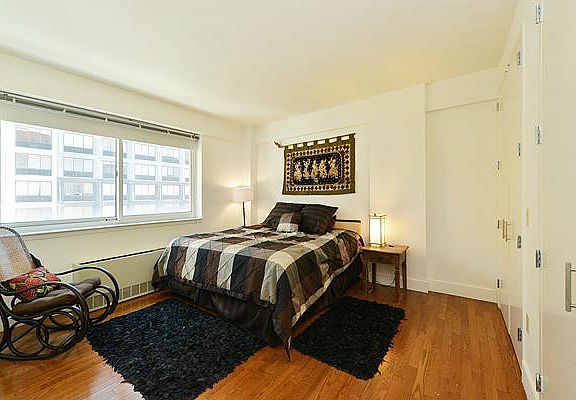 4th image of 200 W 24th St APT 3A
