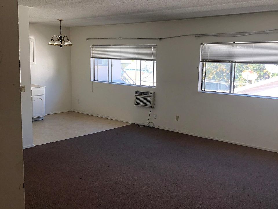 1st image of 729 N Kingsley Dr APT 4