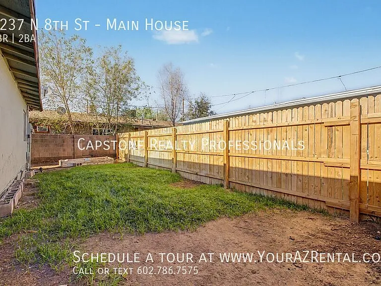 2237 N 8th St #MAIN HOUSE — Photo 25