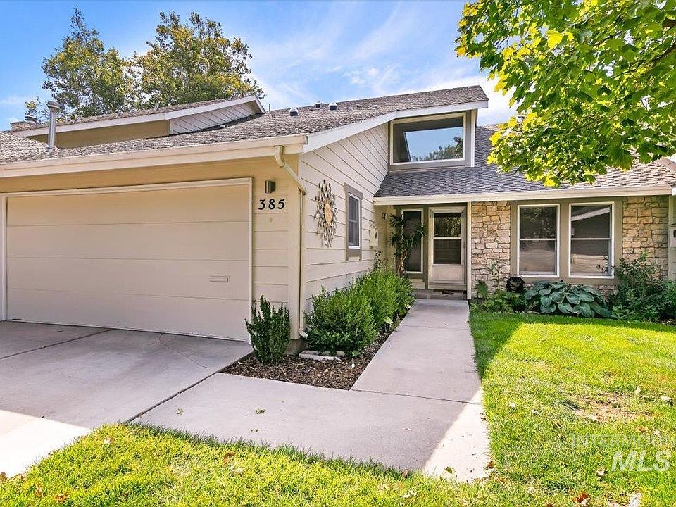 1st image of 385 W Charlwood Ct