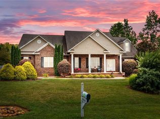 1050 N Devonpark Pl, Salisbury, NC 28147
