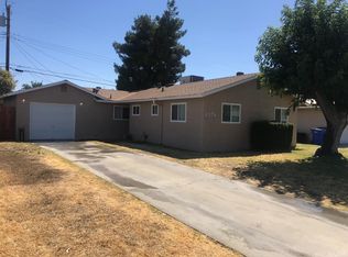 1574 Hall St, Hanford, CA 93230