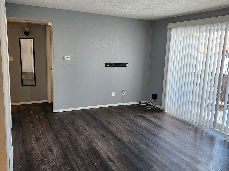 1st image of 609 N Prairie Ave APT 3
