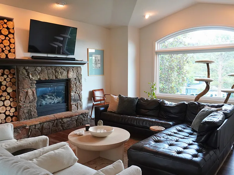 1635 Muirfield Ln — Photo 5