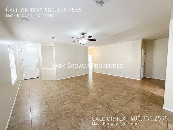 3rd image of 1227 E Saddle Way