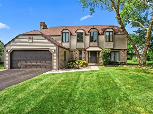 21 Southgate Crse, Saint Charles, IL 60174