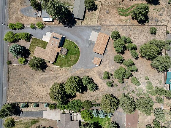 5th image of 19580 Apache Rd