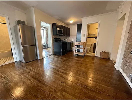 Rented by Best Apartments North Inc | media 2