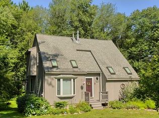 2 Canter Rd, Tyngsboro, MA 01879