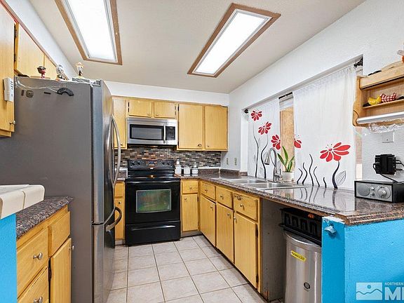 5th image of 6585 Canoe Hill Dr