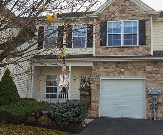 4th image of 13 Willow Dr