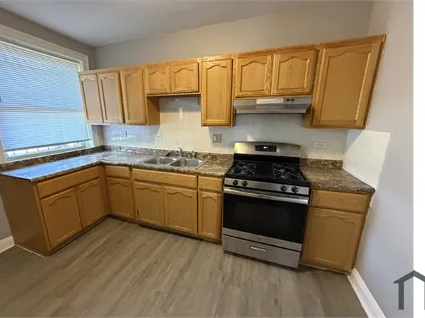 7053 S Yale Ave, Chicago, IL 60621