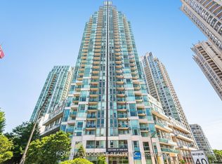 3939 Duke Of York Blvd Unit 3006, Mississauga, ON L5B 4N2