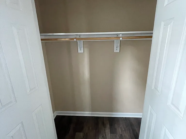 710 Finzer St — Photo 22
