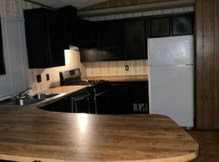 913 S Beech St #5, Winnsboro, TX 75494