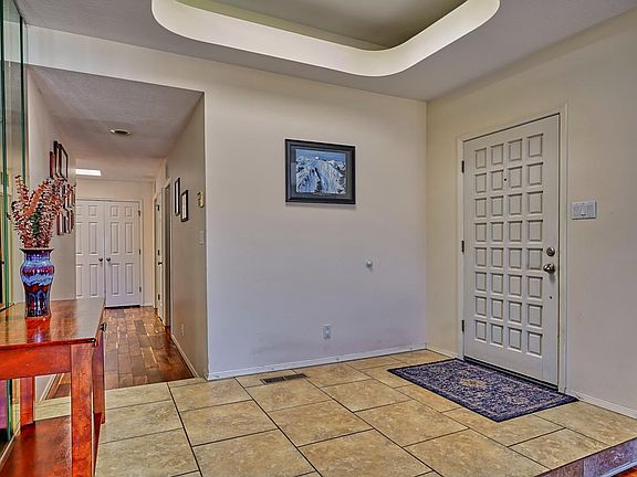 5th image of 9109 Flushing Meadows Dr NE