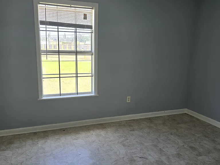 140 Jackson West Blvd — Photo 3