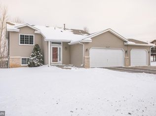 4327 Hadley Ave N, Oakdale, MN 55128