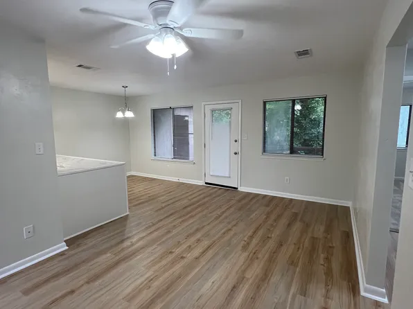 2681 N Point Ct #C, Tallahassee, FL 32308