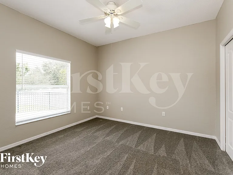 2754 Berkford Cir — Photo 13
