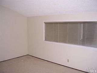 4th image of 732 Beythe Ln